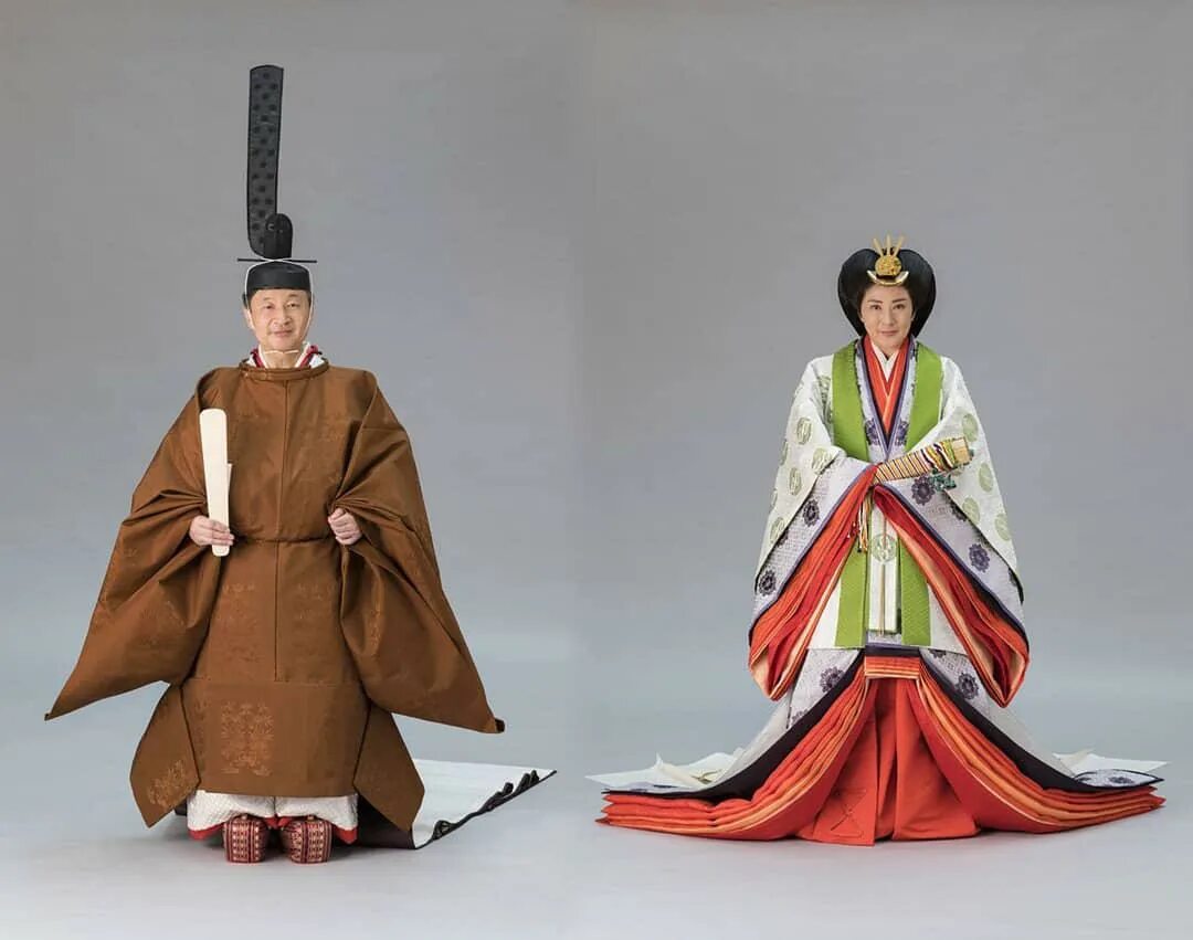 Династия императоров японии. Императрица японии масако. Императором японии является. 125 император японии акихито. Нарухито император японии.