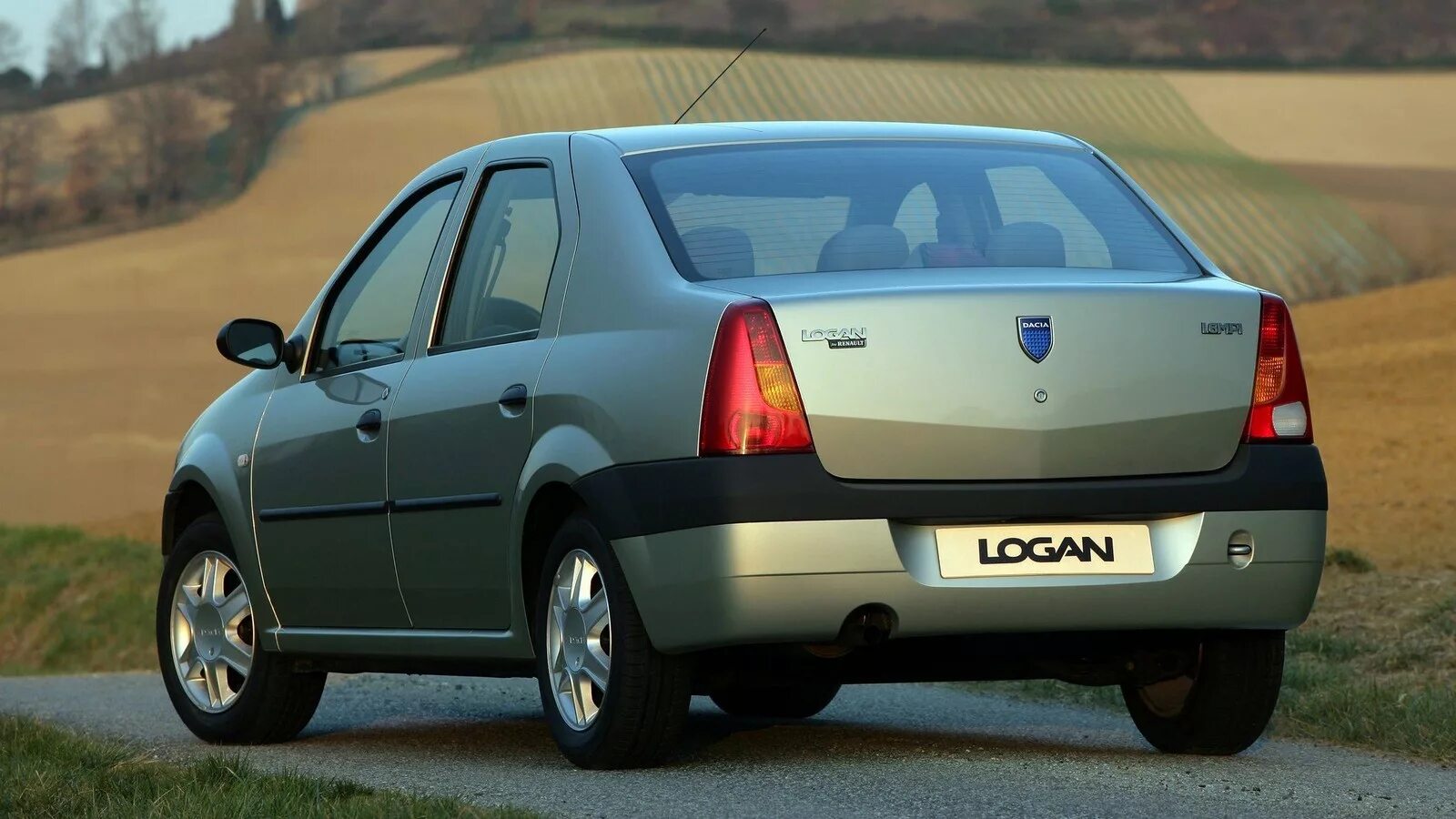 Логан первого поколения. Dacia Logan 2004. Рено Логан 1.6 2004. Dacia Logan sedan 2009. Dacia Logan 1.