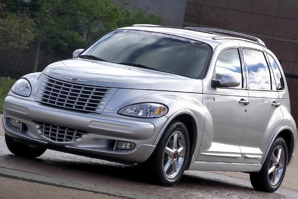 Крайслер машина производитель. Chrysler pt Cruiser. Chrysler pt Cruiser 2001. Chrysler pt Cruiser 2000. Pt Cruiser 2001.