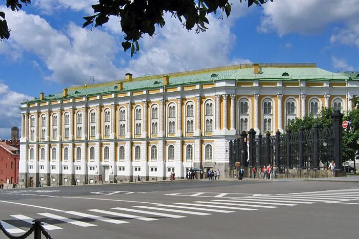 оружейная палата 1851. арх. тон оружейная палата в москве. 1844-1851. оружейная палата 1851 год.