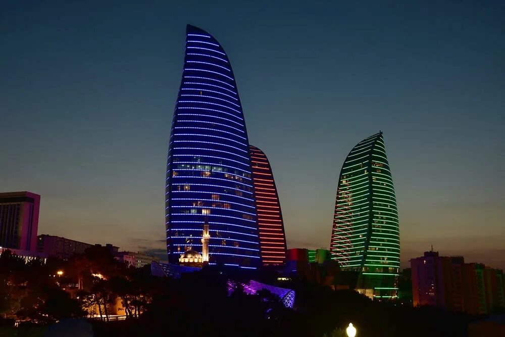 Республика азербайджан море. Азейбарджан баку море. курортная зона баку. огненные башни баку. бильгя азербайджан.