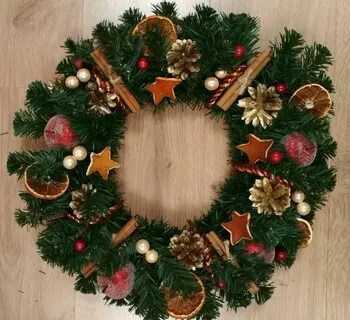 Новогодние венки москва