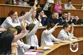 Рниму студентам