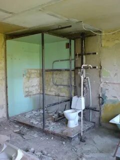 Пол сантехкабины