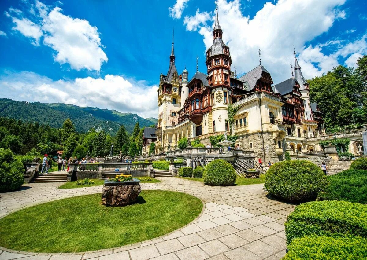 Замок Пелеш Румыния. Замок Пелеш, Синая, Румыния. Трансильвания Румыния замок Пелеш. Замок Пелеш, Синая, Трансильвания, Румыния.