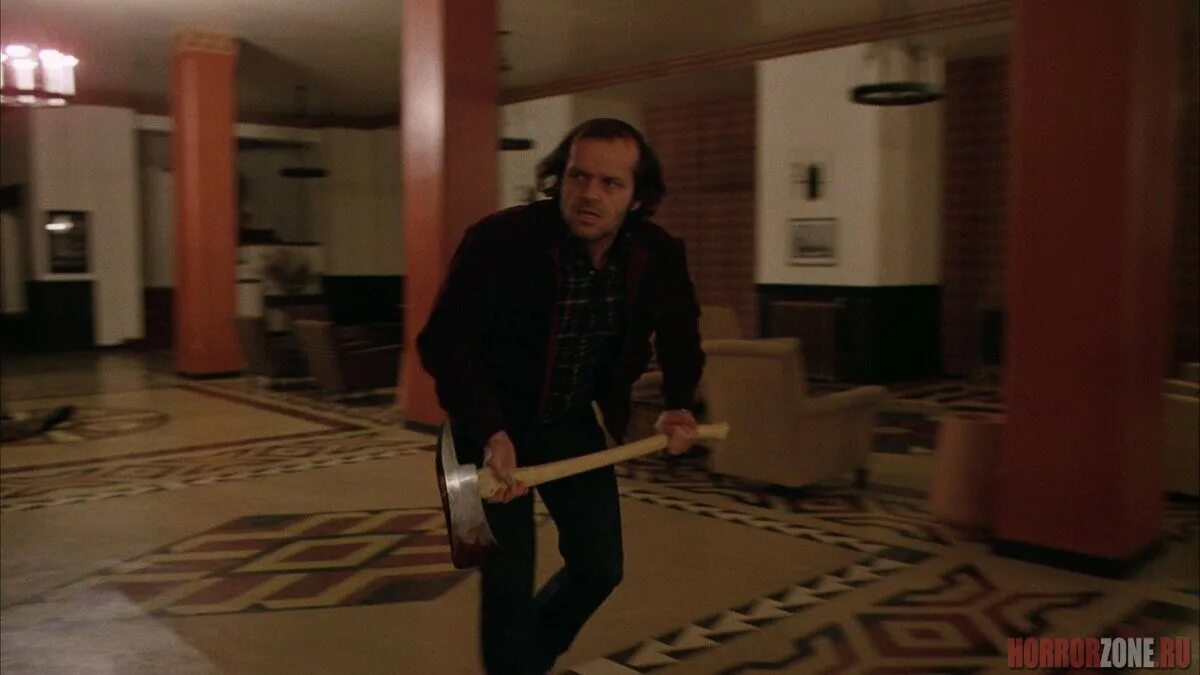 Джек николсон сияние. Сияние джек торренс с топором. Сияние отсылки. Сияние стивен кинг фильм 1997. The shining фильм.