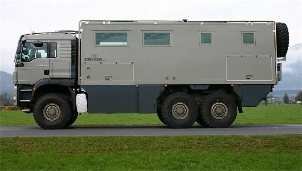 Грузовичков дача. КАМАЗ автодом 8на8. Man 8/8 автодом. Action mobil Global XRS 7200 6x6 Expedition vehicle. Автодом ман 6х6 XRS 7200.