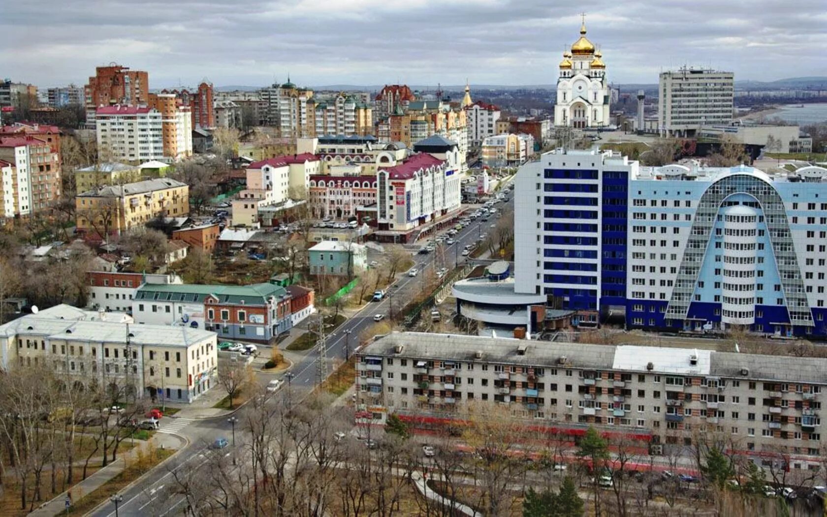 Организации г хабаровска. Хабаровск центр города. Хабаровск Центральный район. Хабаровск холмы. Хабаровский край город Хабаровск.