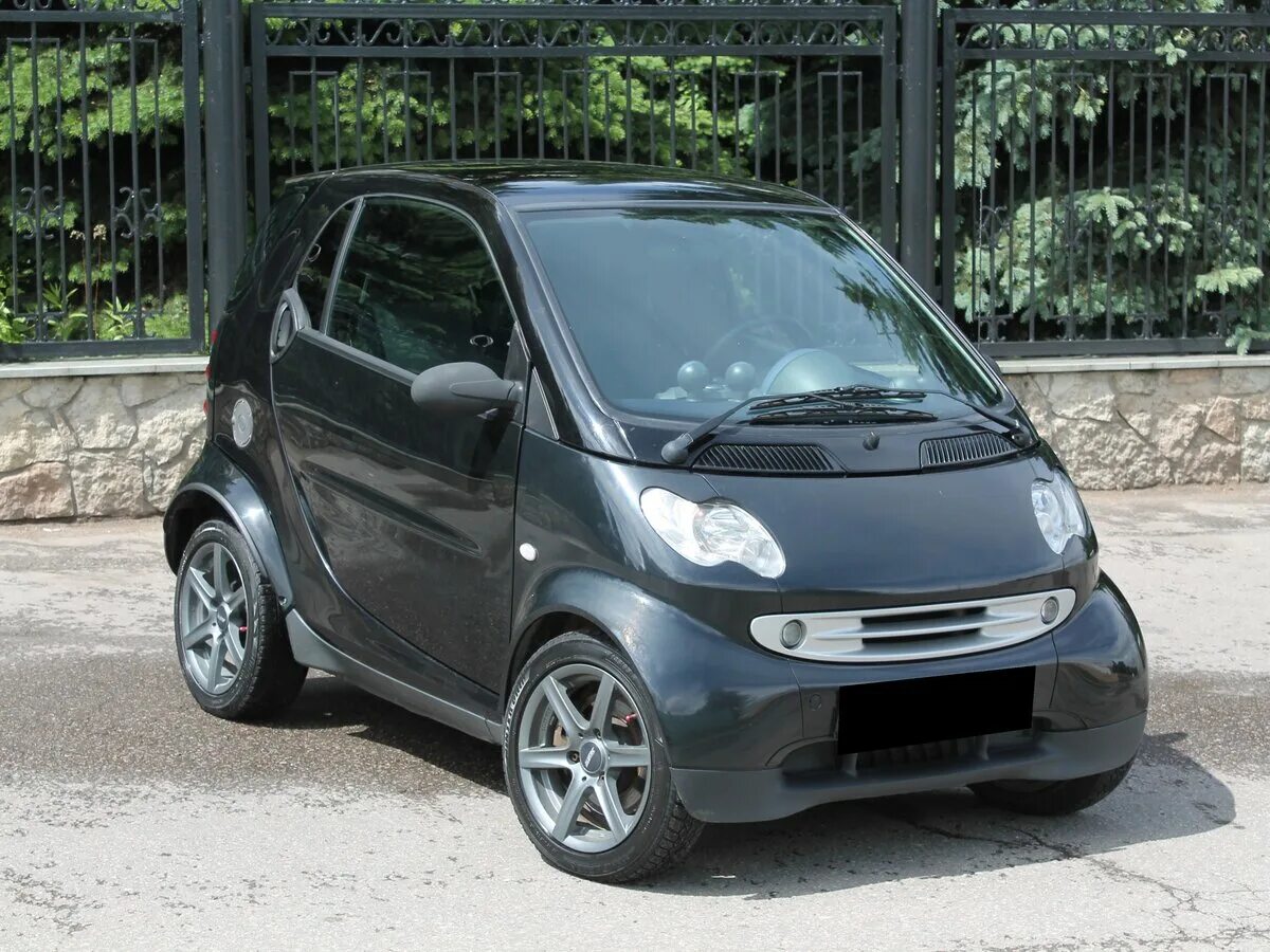 Купить смарт 1. Смарт машина. Mercedes Smart Fortwo. Мерседес смарт 2007. Смарт машина 2006.