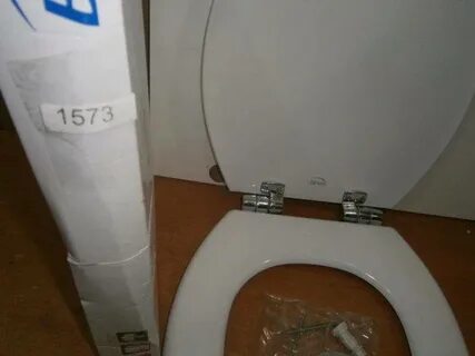 Починить сиденье унитаза