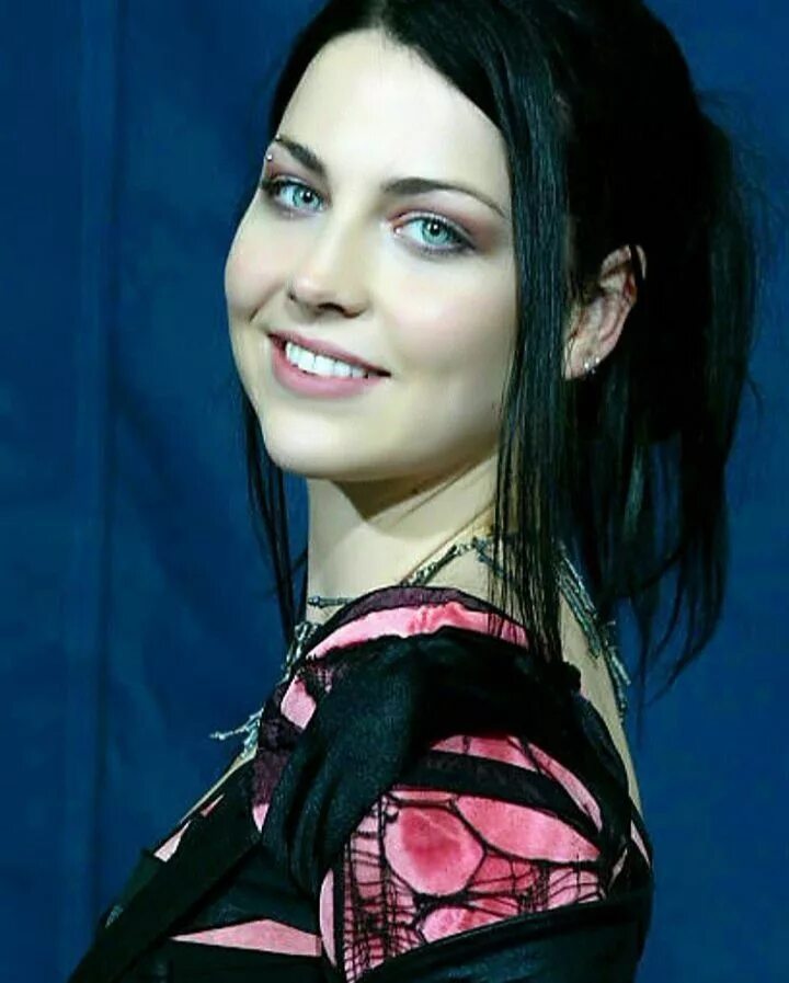 Amy lee evanescence. Эми ли эванесенс. Emmy lee. Amy lee. Amy lee evanescence.