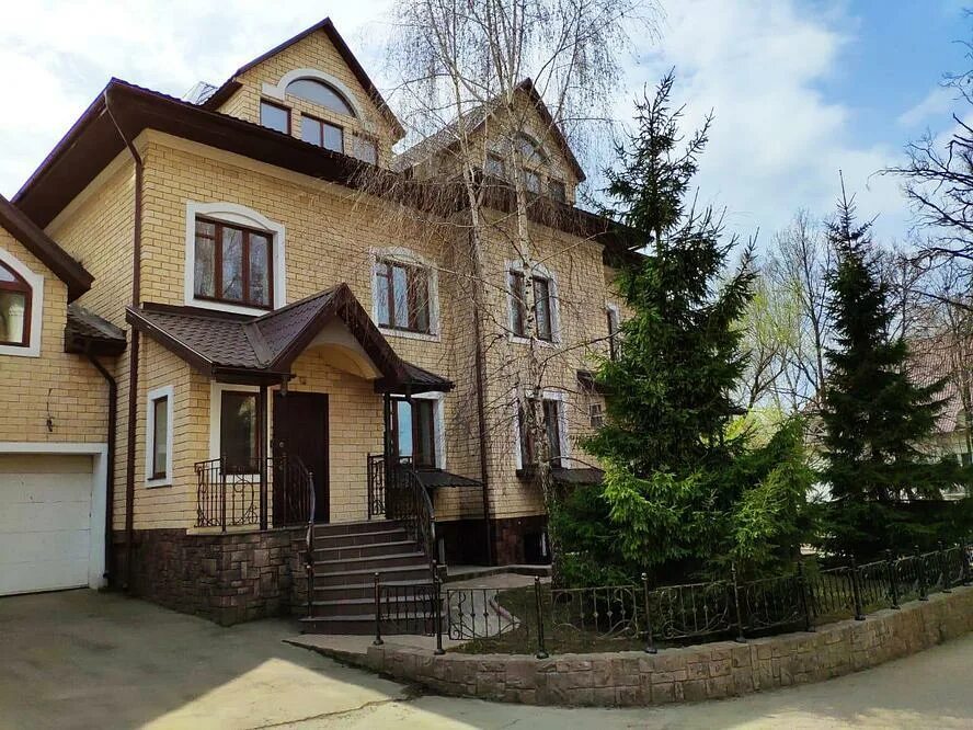 Площадь 450 кв м