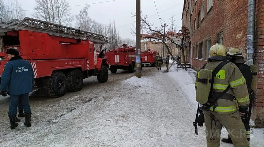 Пожар на 24 северной в омске. Пожар в омске. Пожар в омске за последние сутки. Пожар в омске за последние сутки. Пожары в омске за последние сутки.