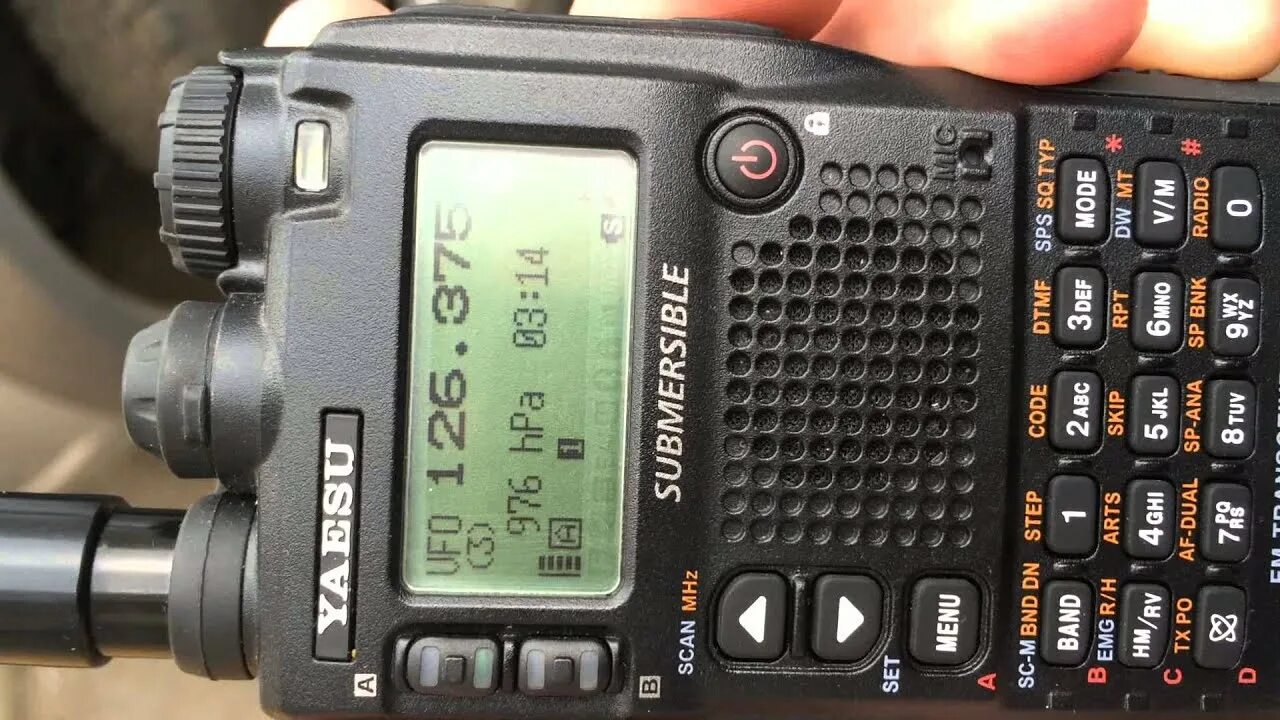 8 vx. Yaesu vx-8r. Радиостанция yaesu vx-8dr. Рация yaesu vx-8. Yaesu vx 8 реплика.