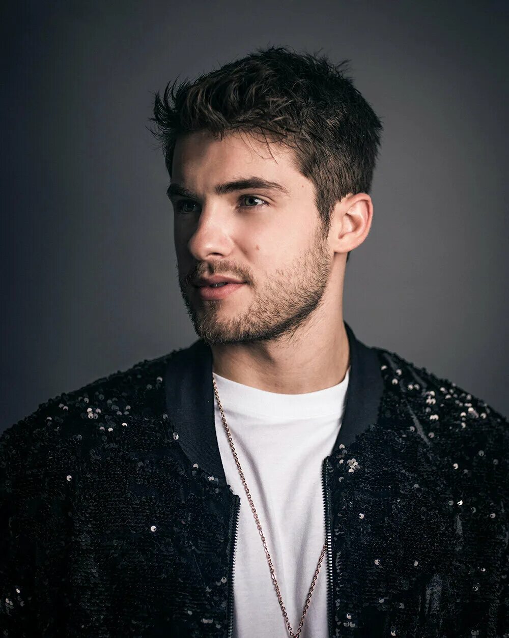 Коди кристиан. Cody christian волчонок. Коди кристиан милые обманщицы. Коди кристиан 2023. Коди кристиан фото.