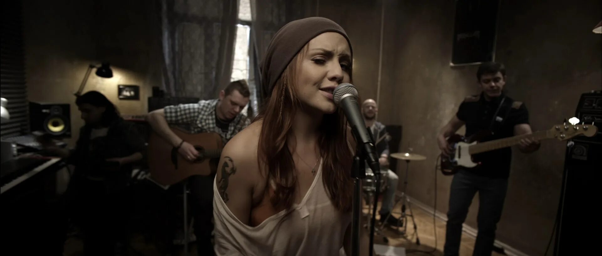 слава одиночество клип. песня одиночка максим. на аву одиночество сволочь. все клипы а 4. включи клип одинокий.