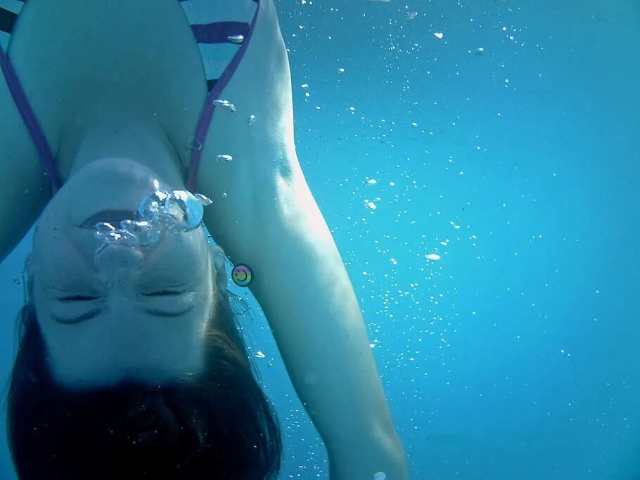 Underwater button