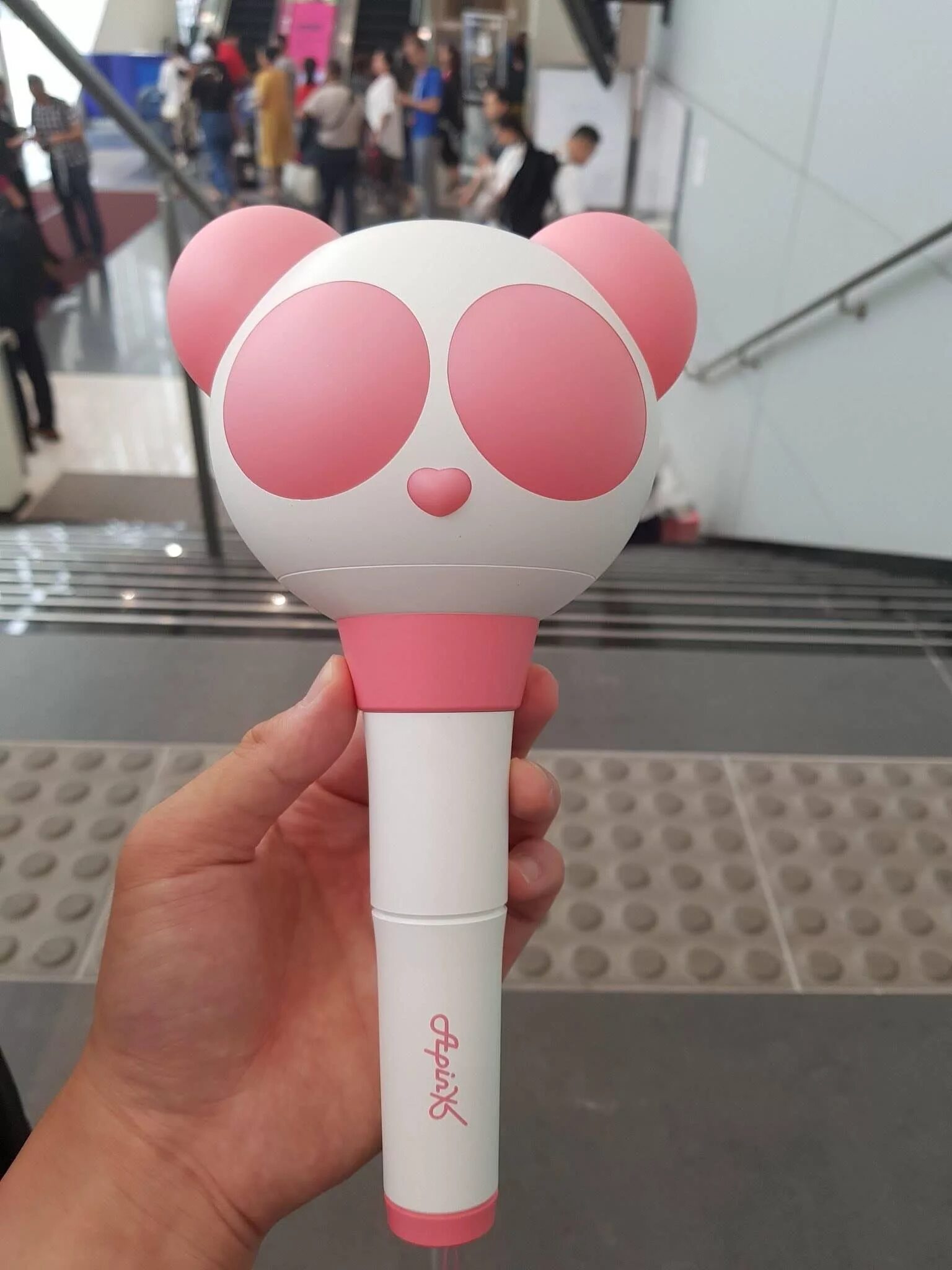 Итзи лайстик. Лайтстик apink. apink lightstick. лайстик itzy. лайтстик a pink.