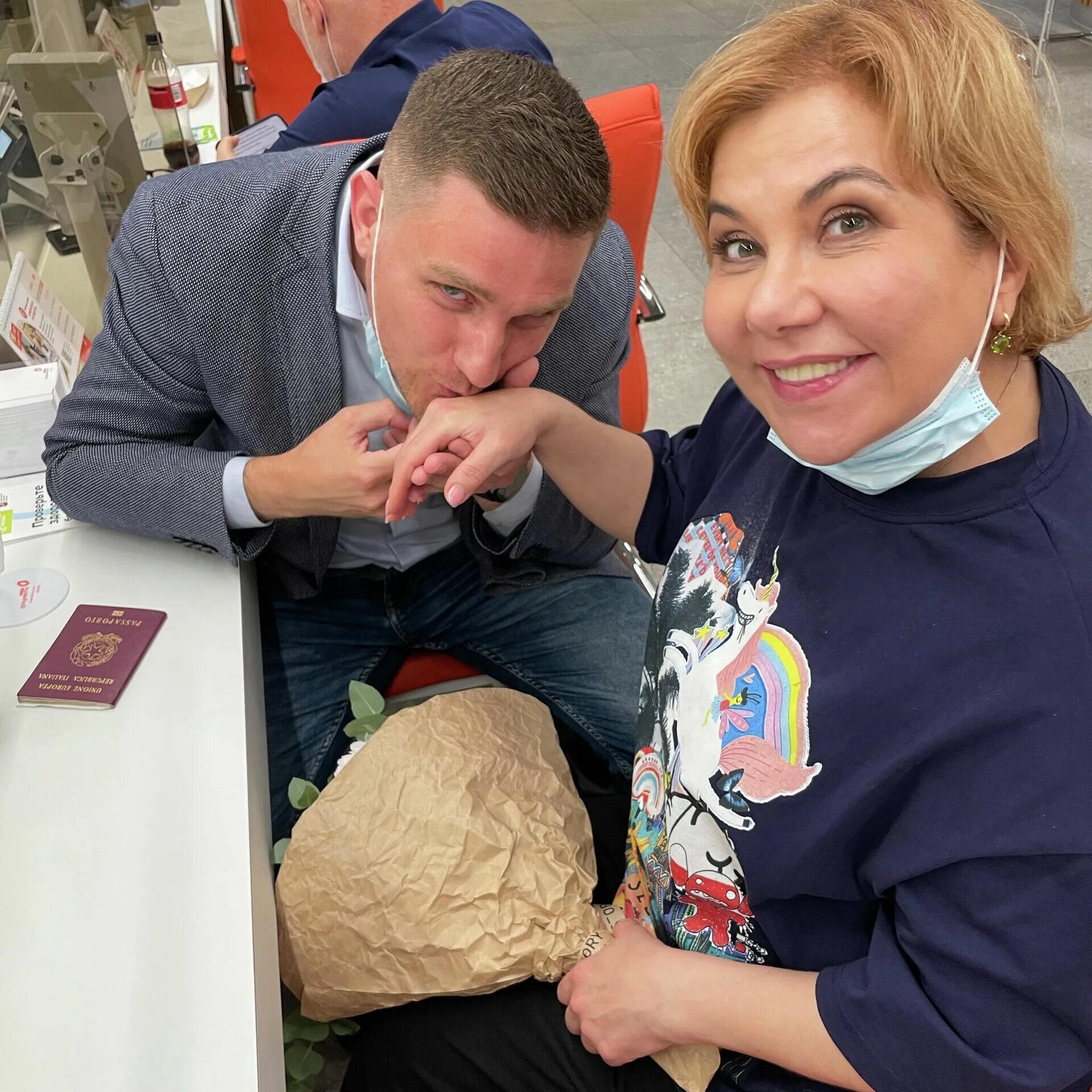 Стефано маджи и марина. Федункив итальянец. Марина федункив муж. Марина федункив свадьба. Марина федункив муж итальянец.