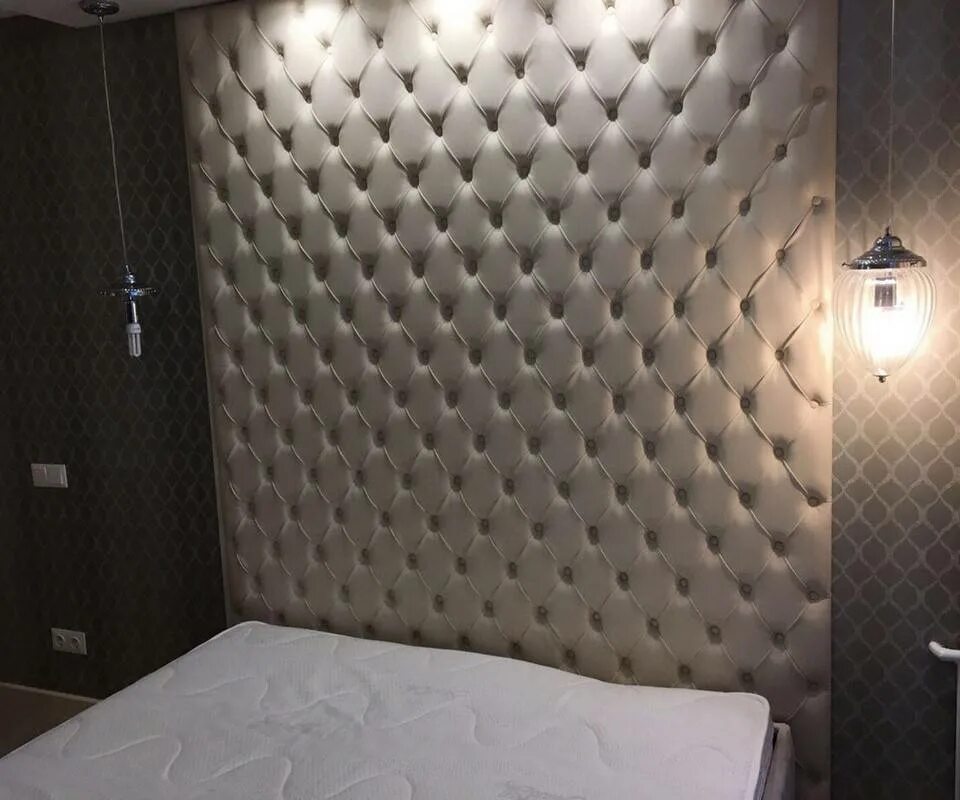 Мягкие кожаные панели на стену. Мягкие панели для стен. Каретная стяжка капитоне. Стеновая панель честер. 3д панели каретная стяжка.