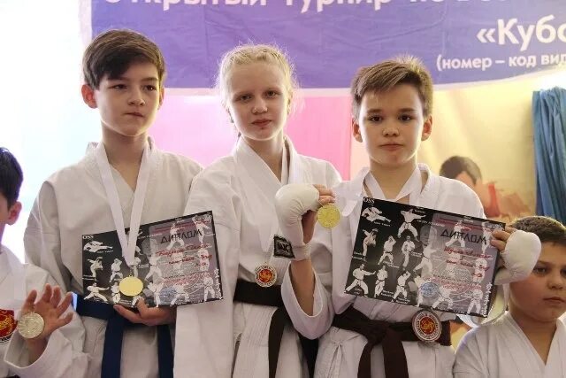 Каратэ чебоксары. Каратэ чебоксары. В чебоксарах по каратэ. Чебоксары соревнования по карате. Каратэ чебоксары.