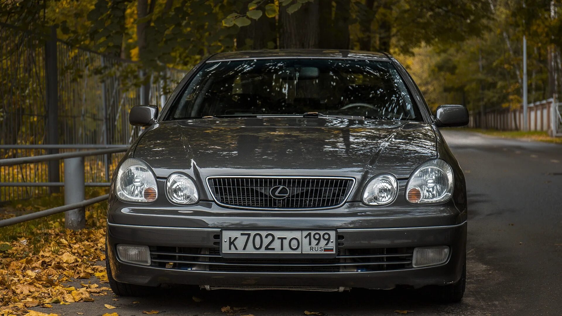 Lexus gs поколения. Lexus GS 2. Lexus GS 2jz. Лексус седан очкарик. Gs2.