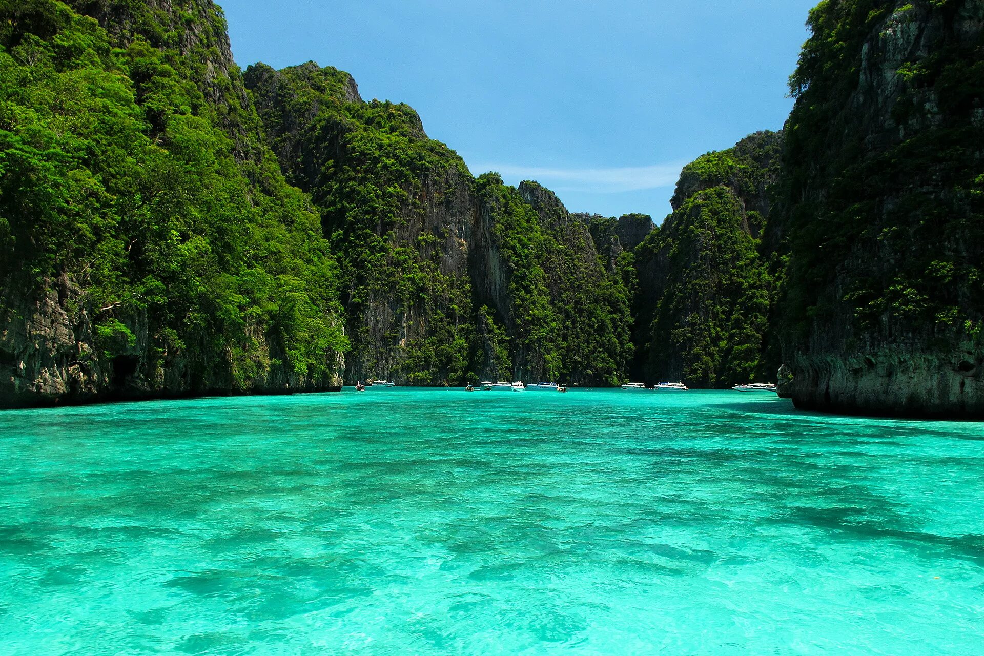 Phi phi island