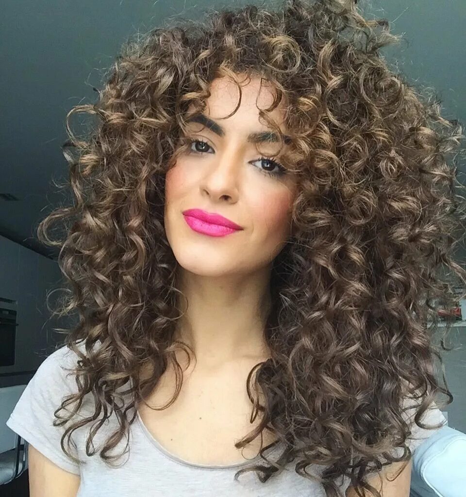 Химия фото. Биозавивка кудри ангела. Керли кудри биозавивка. Sarah Angius curly. Биозавивка 2022.