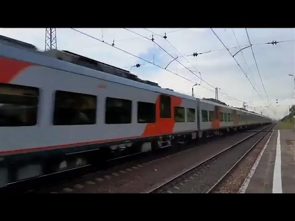 Пригородные поезда курск. Пригородные поезда курск. Ласточка курск. Поезд москва курск. 715в «ласточка эс2гп».