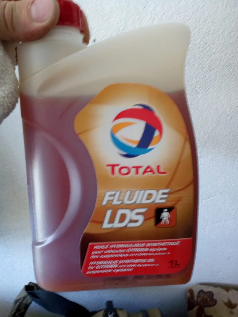 Масло в гур ситроен. Жидкость гур citroen c4 2015. Жидкость гур citroen c4 2015. Масло в гур ситроен. Жидкость гур ситроен с4 артикул.