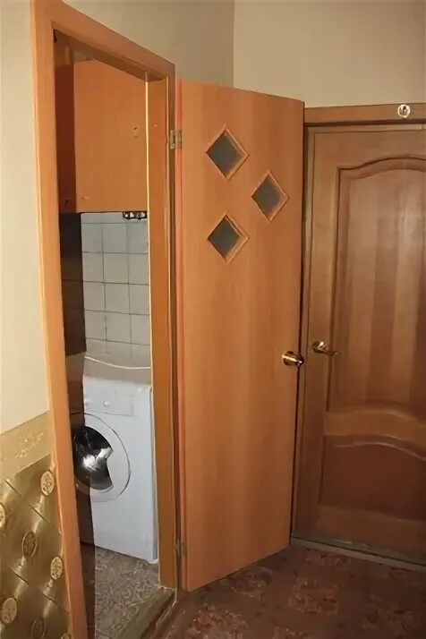 Дверь в ванную 137. Дверь в ванную 137