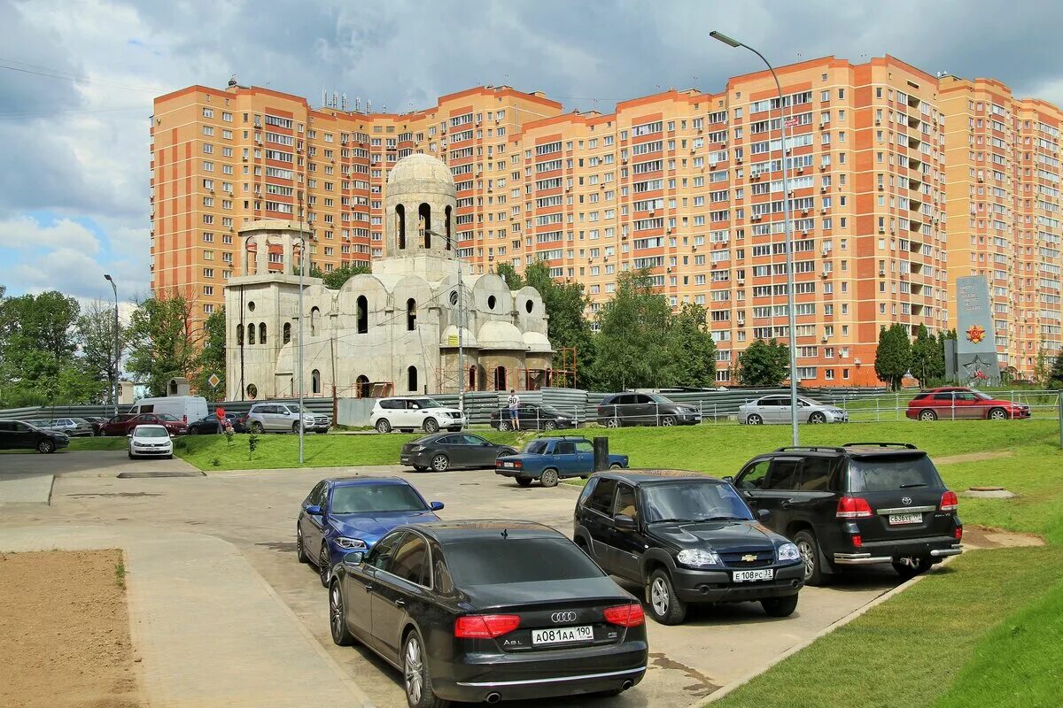 Парковка коммунарка. Коммунарка парковка. Бизнес. Центр на. Коммунарке. Административный центр Коммунарка парковка.