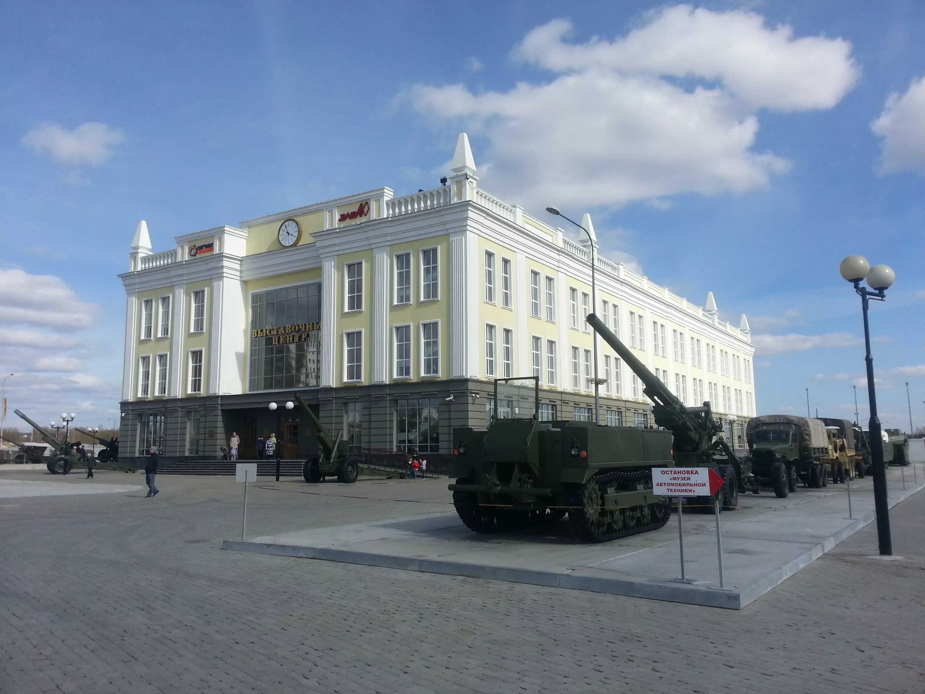 УГМК музей военной техники верхняя Пышма. Музей военной и автомобильной техники УГМК. Музей военной техники в верхней Пышме. Музей техники Екатеринбург верхняя Пышма. Военная техника в екатеринбурге