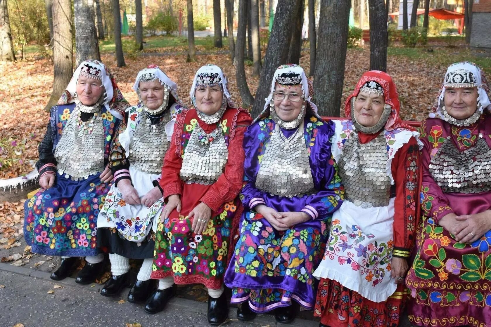 Челябинские татары. Уральская татарка. Национальный костюм Челябинской губернии. Этнические костюмы. Этнический костюм татарский народных.