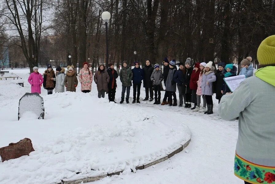 масленица в новомосковске 2022. масленица в новомосковске 2022. масленица новомосковск сокольники. масленица новомосковск сокольники. русские народные гуляния.
