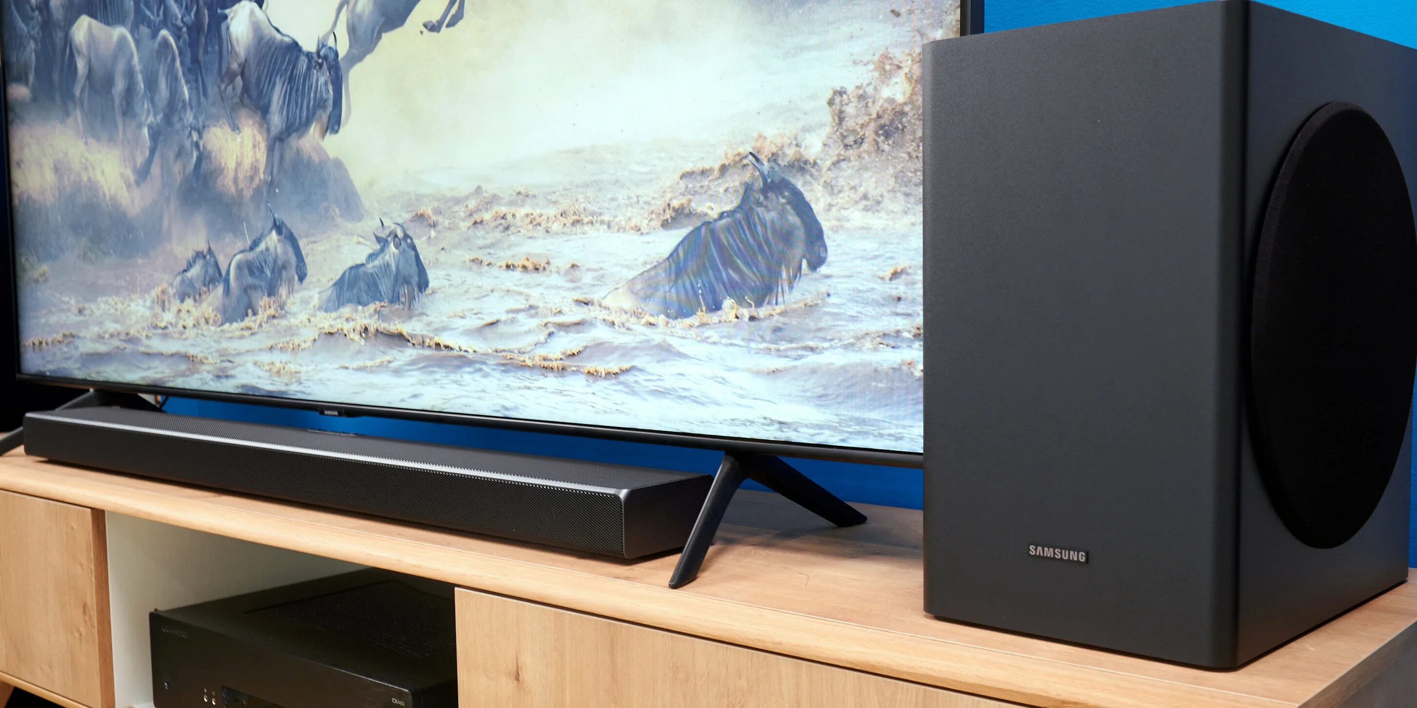Саундбар q700. Саундбар samsung hw-q60t. саундбар samsung hw-q800t. саундбар samsung hw-q700a. samsung саундбар samsung hw-q930b.