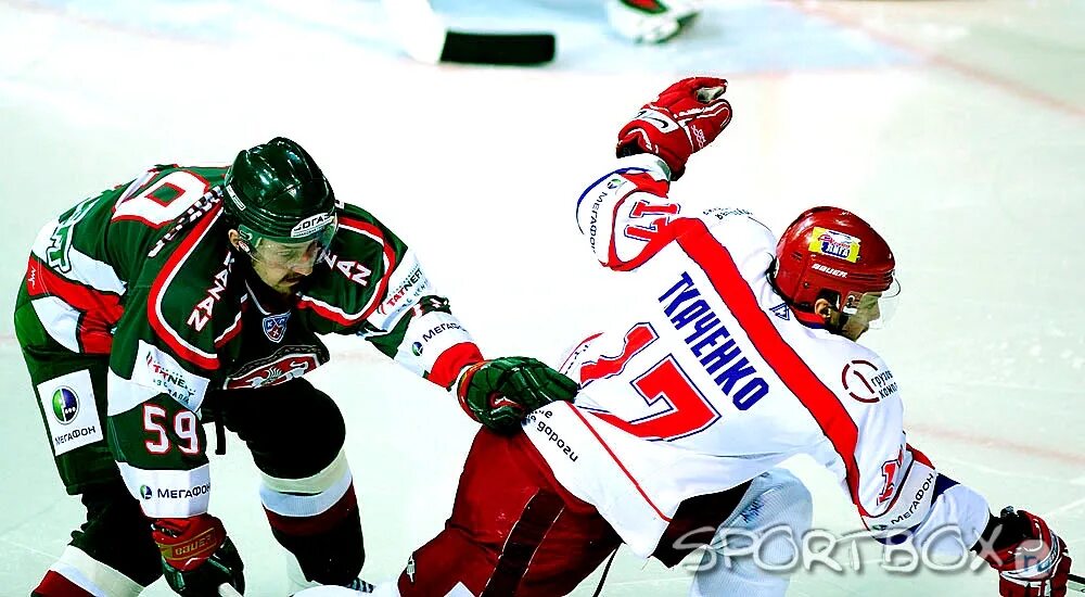 Локомотив АК Барс хоккей. Хоккей. "АК Барс" - "Локомотив" 2023. Локомотив КХЛ 2009.