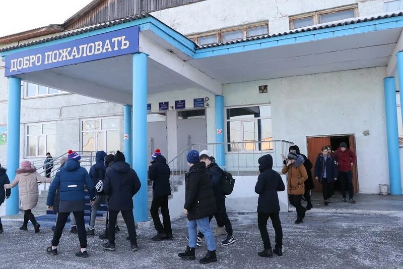 Погода подсинее. Подсинее. Погода подсинее. Подсинее хакасия 9 мая 2022. Подсинее население.