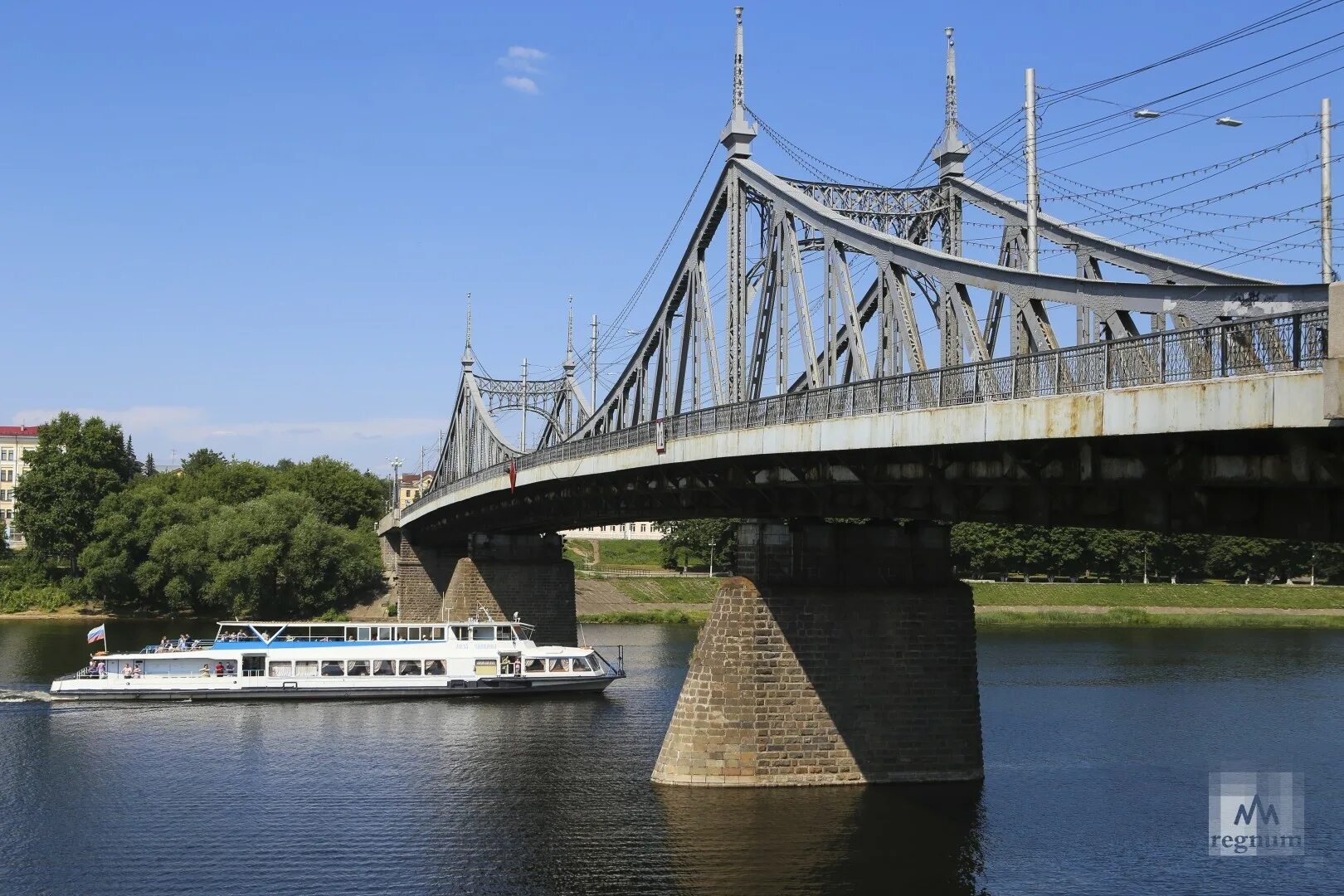 Старый мост тверь. Стаповолжский МОСТТВЕРЬ. Староволжский мост. Тверь Волга мост. Староволжский мост старый мост Тверь.