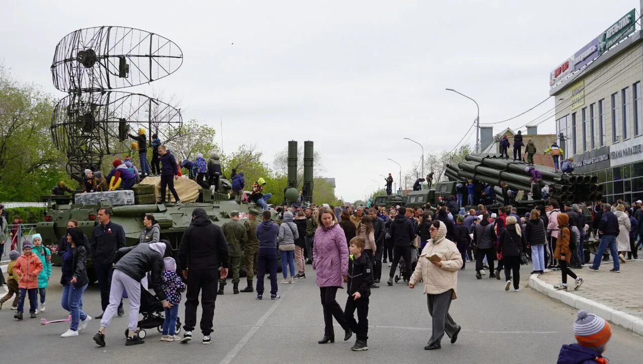 Выставка военной техники в нижнем новгороде. Выставка техники оренбург 2024. Выставка стт 2024 москва. Выставка военной техники. Выставка техники оренбург 2024.