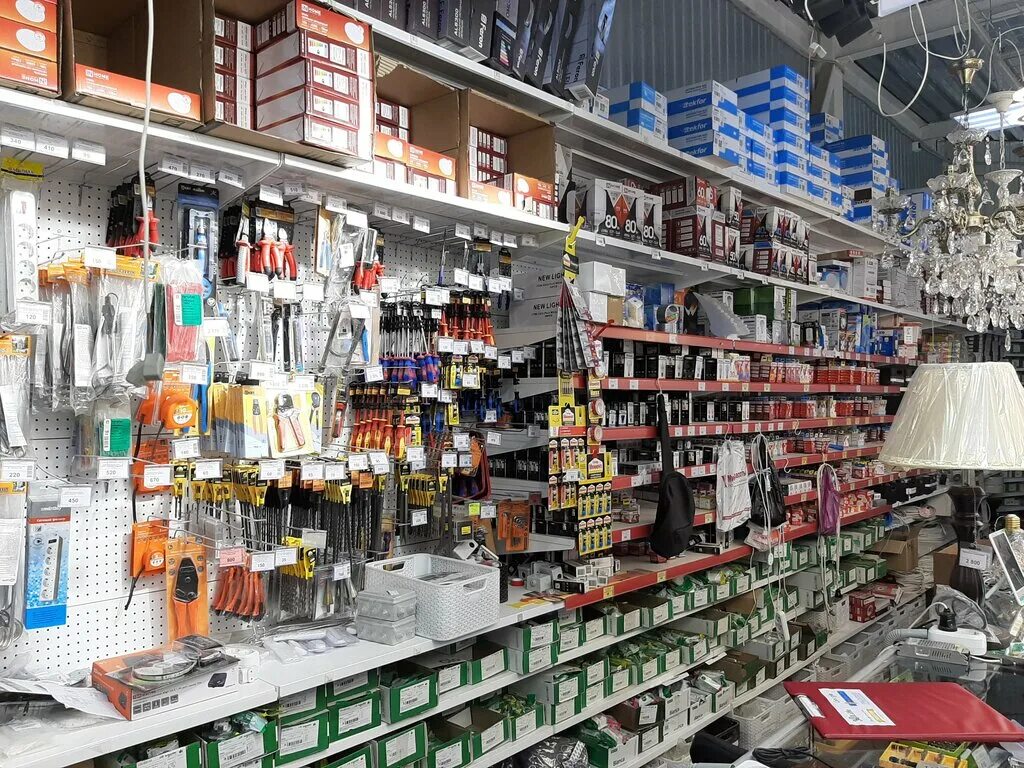 магазин у мирши электротовары волгоград. магазин электротоваров фасад. мебель для электротоваров. витрины электроматериалов. магазин электротоваров в волгограде.