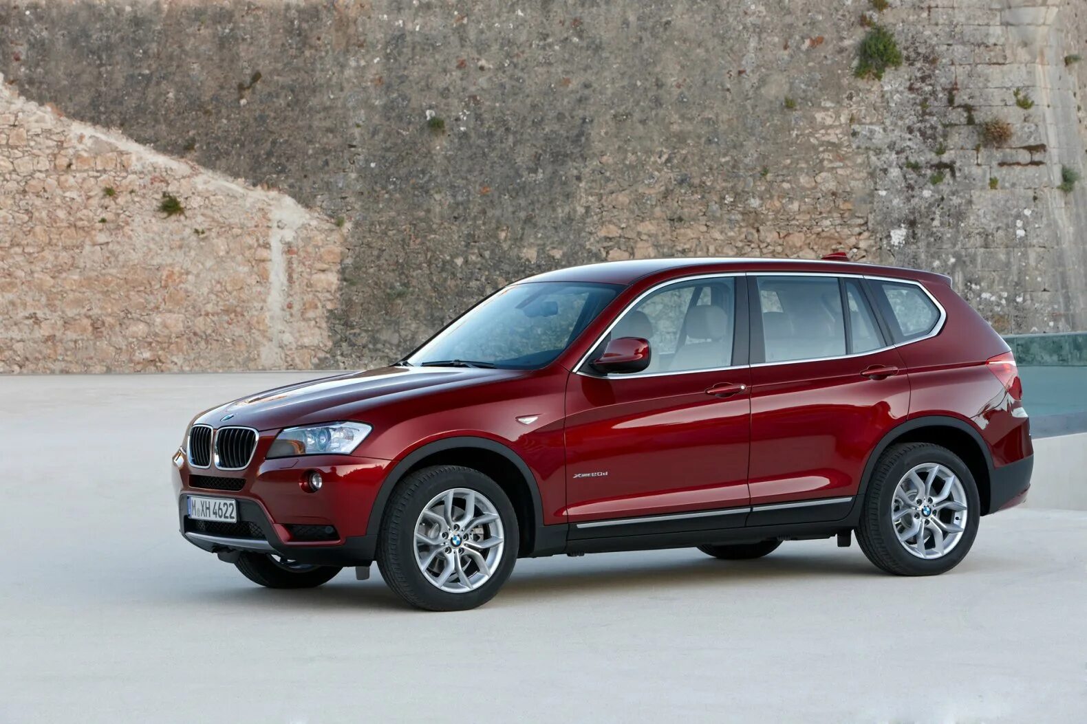 Бмв х3 технические. BMW x3 f25. BMW x3 красная. BMW x3 xdrive20d. BMW x3 паркетник.