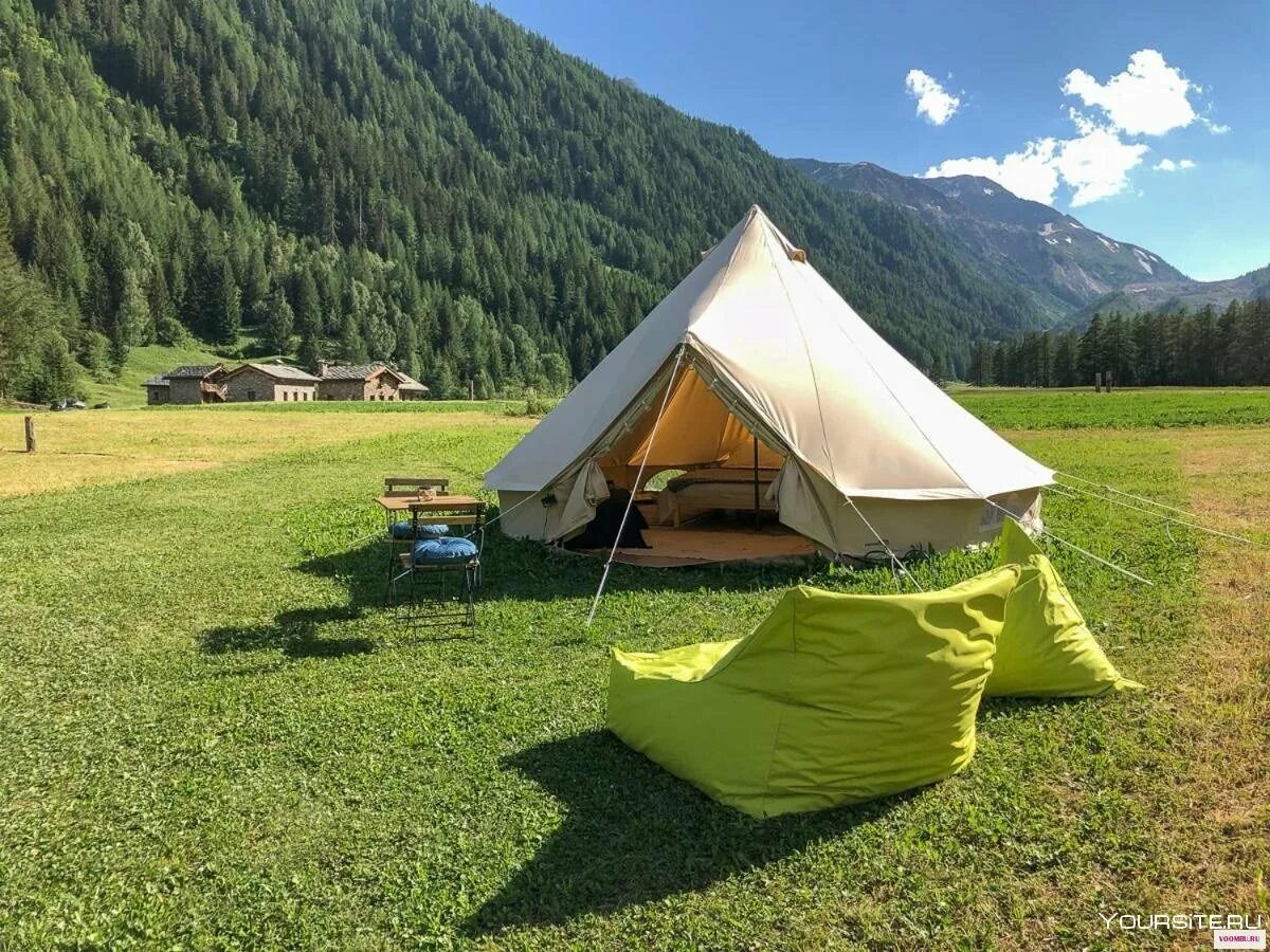 Глэмпинг ECOCAMP Patagonia. Глэмпинг Лаго Наки. Усьва глэмпинг. Аршан глэмпинг. Кемпинг размещение