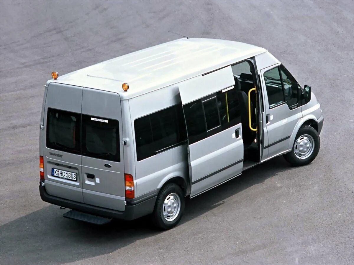 Ford Transit 2000. Форд Транзит минибус. Ford Transit 2000 пассажирский. Ford Transit Minibus 2000.