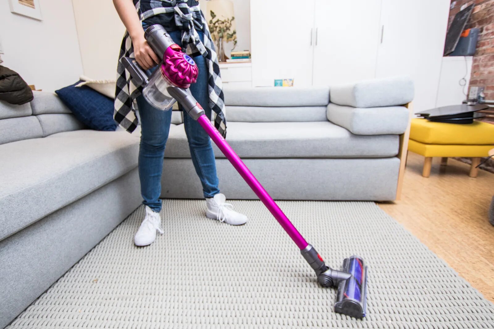 Dyson v7. Dyson v7 Slim. Dyson v7 Motorhead Vacuum Cleaner Blue/Silver. Dyson 07.