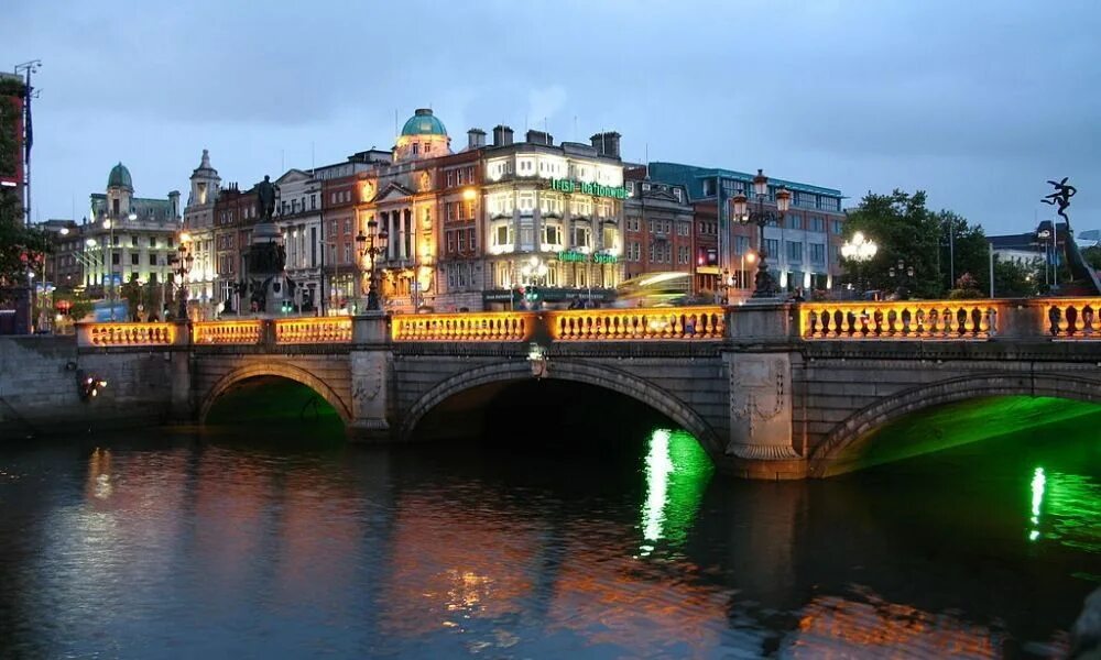 Ирландия дублин достопримечательности. Дублин фото шпиль. Dublin. Петербург дублин. Дублин таймс оптиков.