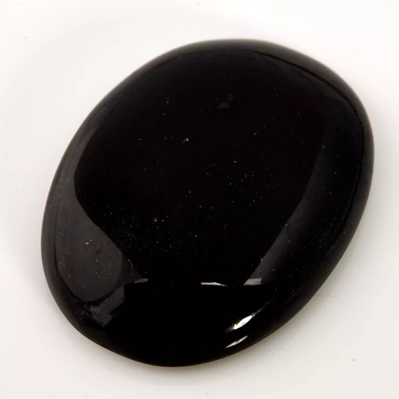 Самый черный минерал. Агат черный (Agat-Black-14). Черный Оникс агат. Агат чёрный (камни (галтовка)). Черный агат галтовка.