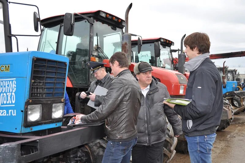 саратов разбор сельхоз инвентарь. техосмотр сельхозтехники. предприятие к посевной готово. хозяин сельхозтехника. сельхозтехника балаково.