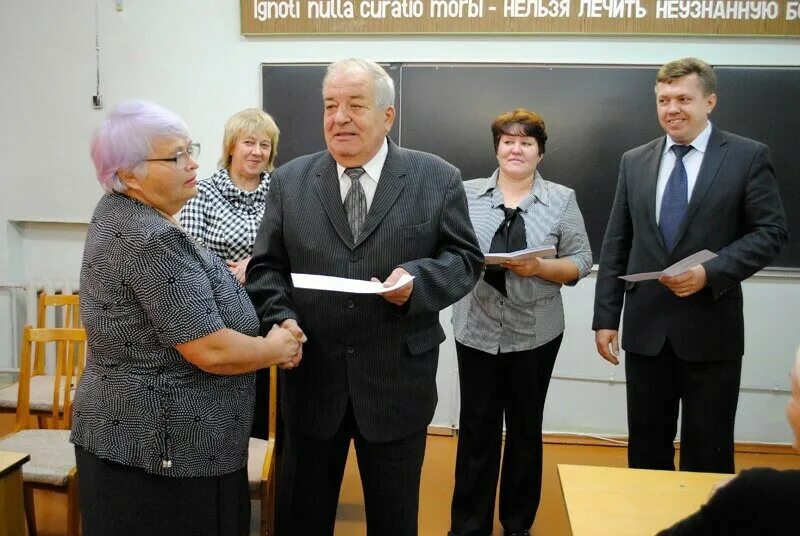 Белорецк медицинский. Белорецкий медицинский колледж преподаватели. Белорецкий мед колледж. Белорецкий медицинский колледж Республика Башкортостан. Директор Белорецкого медицинского колледжа.