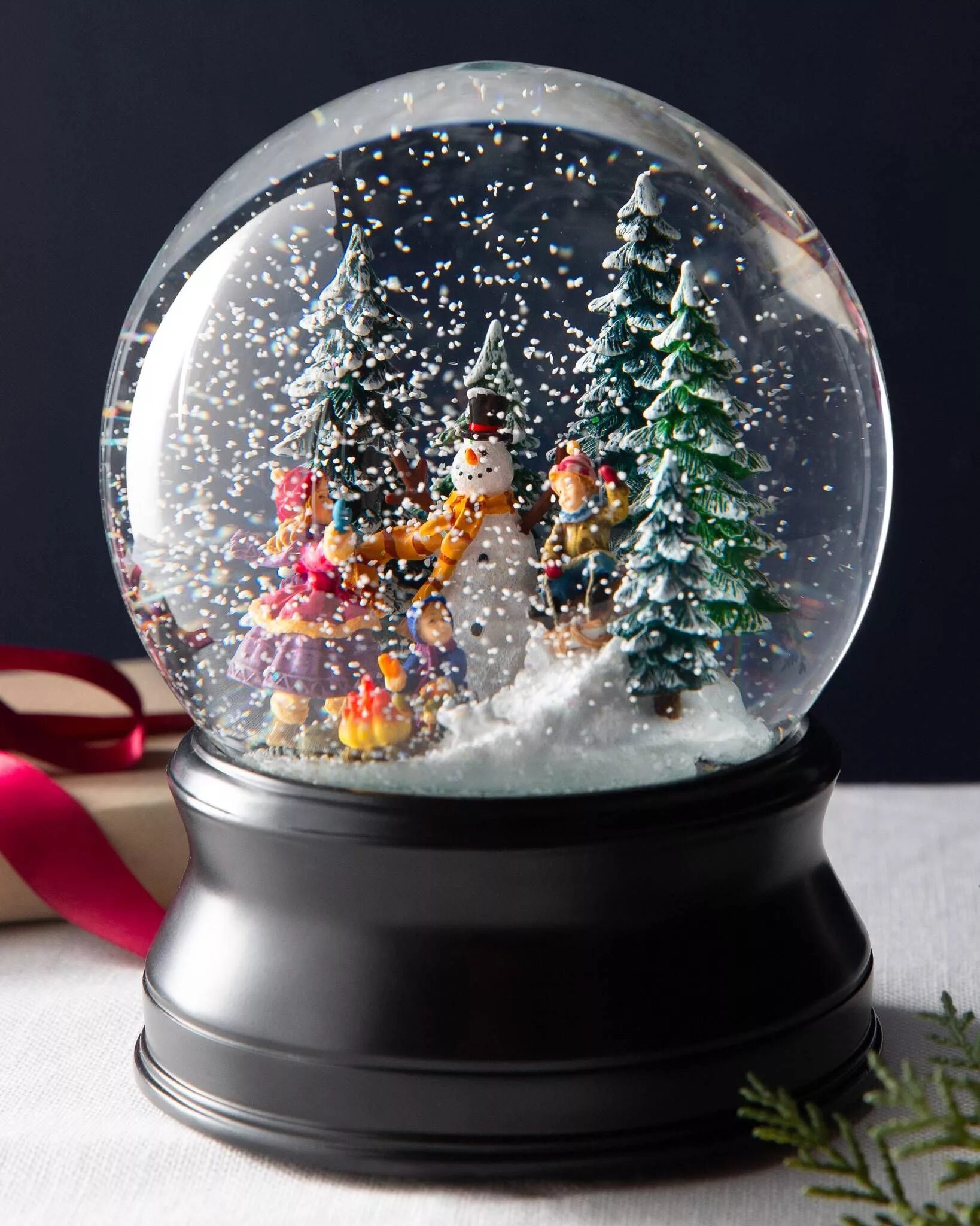 2 снежный шар. Snow Globe снежный-шар. Snowball снежный шар. Снежный шар велберис. Снежный шар nx26149.